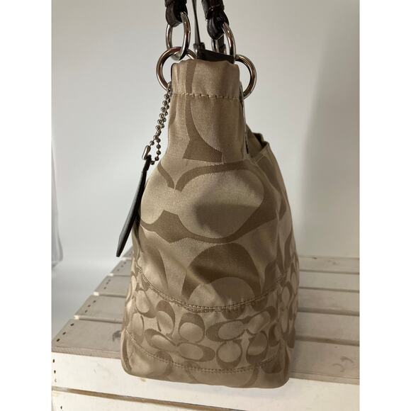 COACH 14449 LARGE TAN, BROWN SIGNAUTE PRINT SHOULDER BAG - Picture 5 of 16